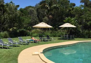 Byron Lakeside Holiday Apartments