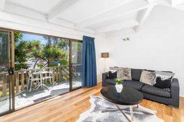 6/34 Lawson Street - Balcony on Lawson