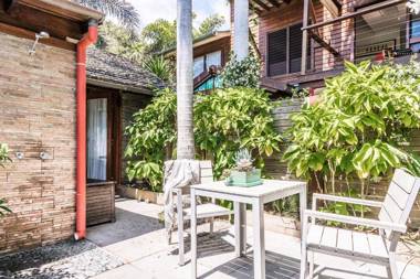 A PERFECT STAY - Byron Blisshouse