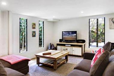 A PERFECT STAY - Jimmy's Beach House