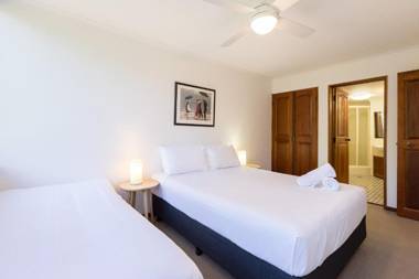 Byron Pacific Apartments