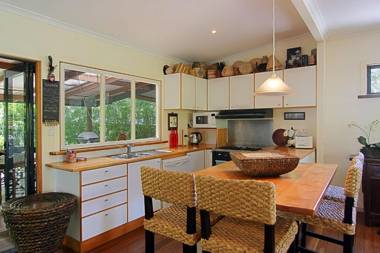 Byron Bay Accom 28 Childe Street Byron Bay - Banaba