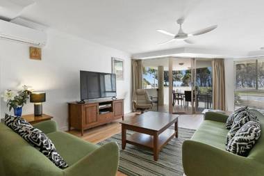 The Palms 2 @ Clarkes Beach