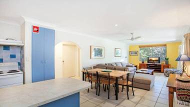 70 Lawson Street@Clarkes Beach
