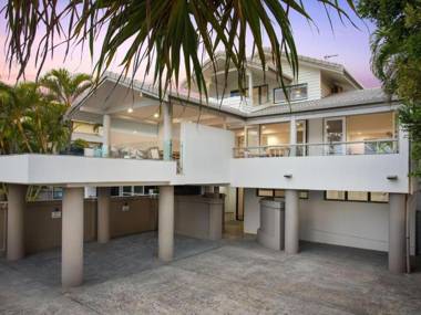 Byron Bay Accom - Lawson House 2