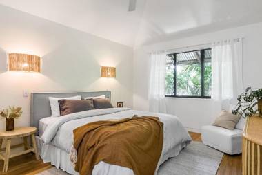 A PERFECT STAY - Rubber Soul