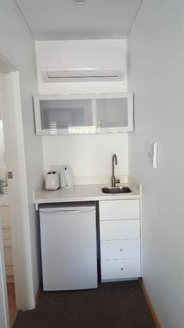 Gale Street Motel & Villas