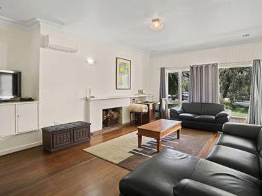 Busselton River Cottage