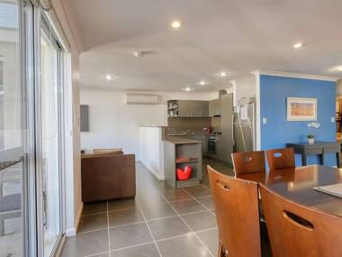 FiftyTwo at Cape View