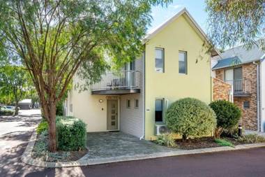 Maggies Beach House - Unit 56 at Cape View Resort