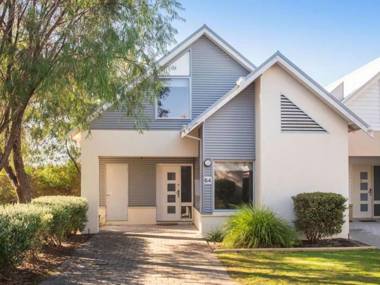 Escape to 64 at Cape View Resort