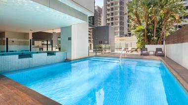 Oaks Brisbane on Charlotte Suites