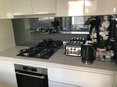 Park Avenue Luxe Townhouse Brand New Sleeps 9