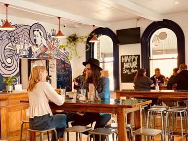 The Victoria Hotel Bathurst