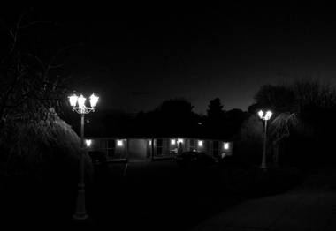 White Lanterns Motel