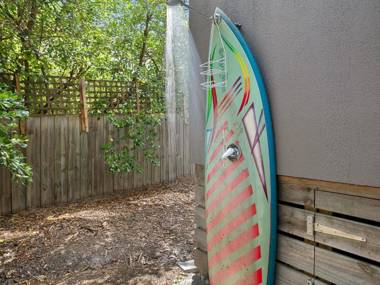 Point Roadknight Paradise Villa 6