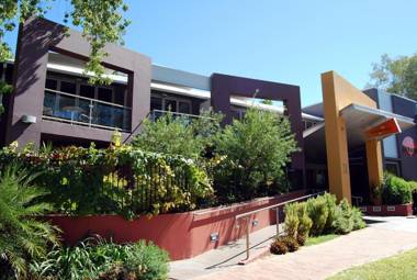 Stay at Alice Springs Hotel