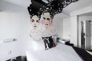 Majestic Minima Hotel