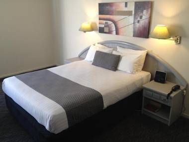 Adelaide Royal Coach