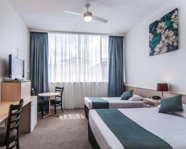 Comfort Inn Regal Park