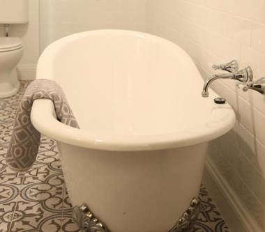 Hollidge House 5 Star Luxury Apartments