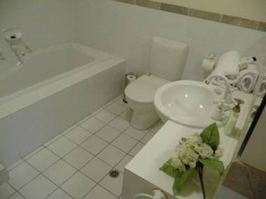 City Escape 3 Bedroom East End of Adelaide