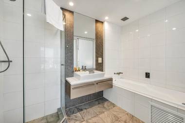 Swainson at Horizons