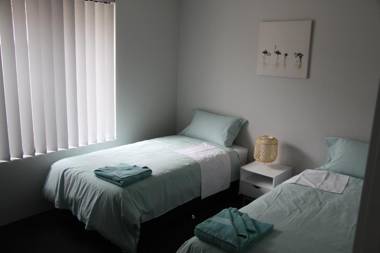 Warnbro Beach Family Accommodation