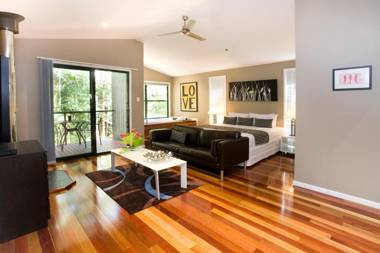 Amore On Buderim Rainforest Cabins