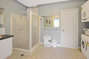 17 The Islander Resort