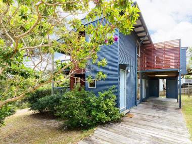 Blue Poles (Pets Allowed)