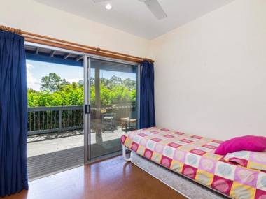 Blue Poles (Pets Allowed)