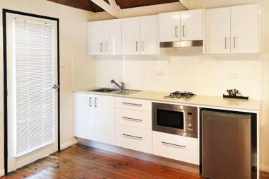 Airlie Beach Magnums - Adults Only