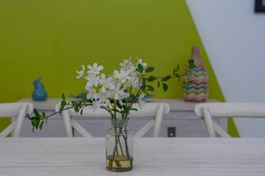 Hilltop Views - Cannonvale