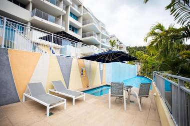 Spacious Tropical Sanctuary Ocean views