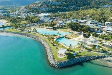 20° S @ the Boathouse