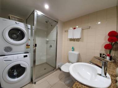 Palm Cove Beach Apartment