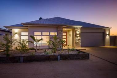 20 Madaffari Drive - Pool and Jetty