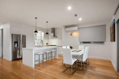 108 Madaffari Drive - Caretta - Luxurious Marina Home With A Spa and Free WiFi