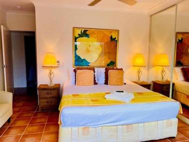 BeachView Apartments at Villa Paradiso