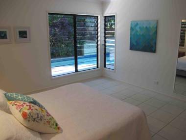 Seascape Luxury Beachfront House