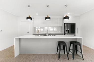 Tropical Beachside Oasis in Clifton Beach