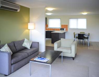 Oceanic on Thompson Apartments