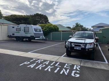 Arthur Phillip Motor Inn