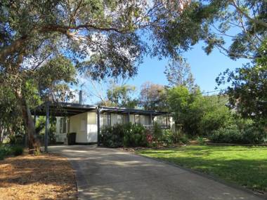 8 Ophir Ave Ventnor