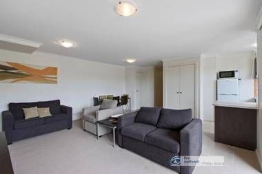 Unit 2-146 Thompson Ave Cowes