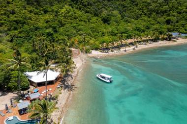 Elysian Retreat - All Inclusive Adult Only Retreat Whitsunday Islands