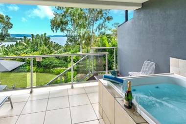 Blue Water Views Apartments