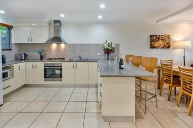 Blue Water Views Apartments