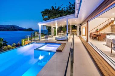 Lotus House on Hamilton Island